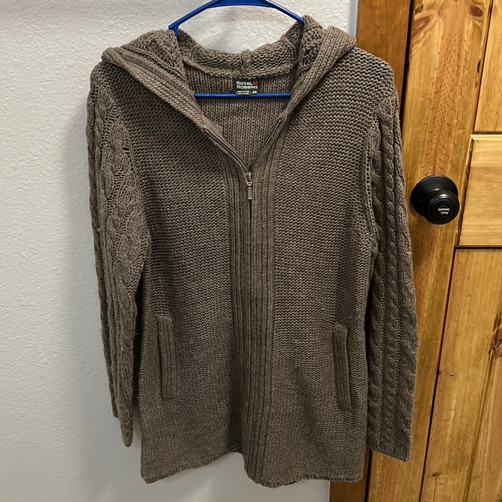 Royal Robbins Wool tunic sweater. Size medium.
